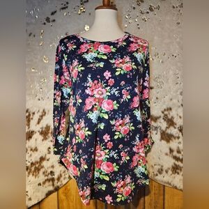 Chic Floral Tunic Top - Navy and Pink